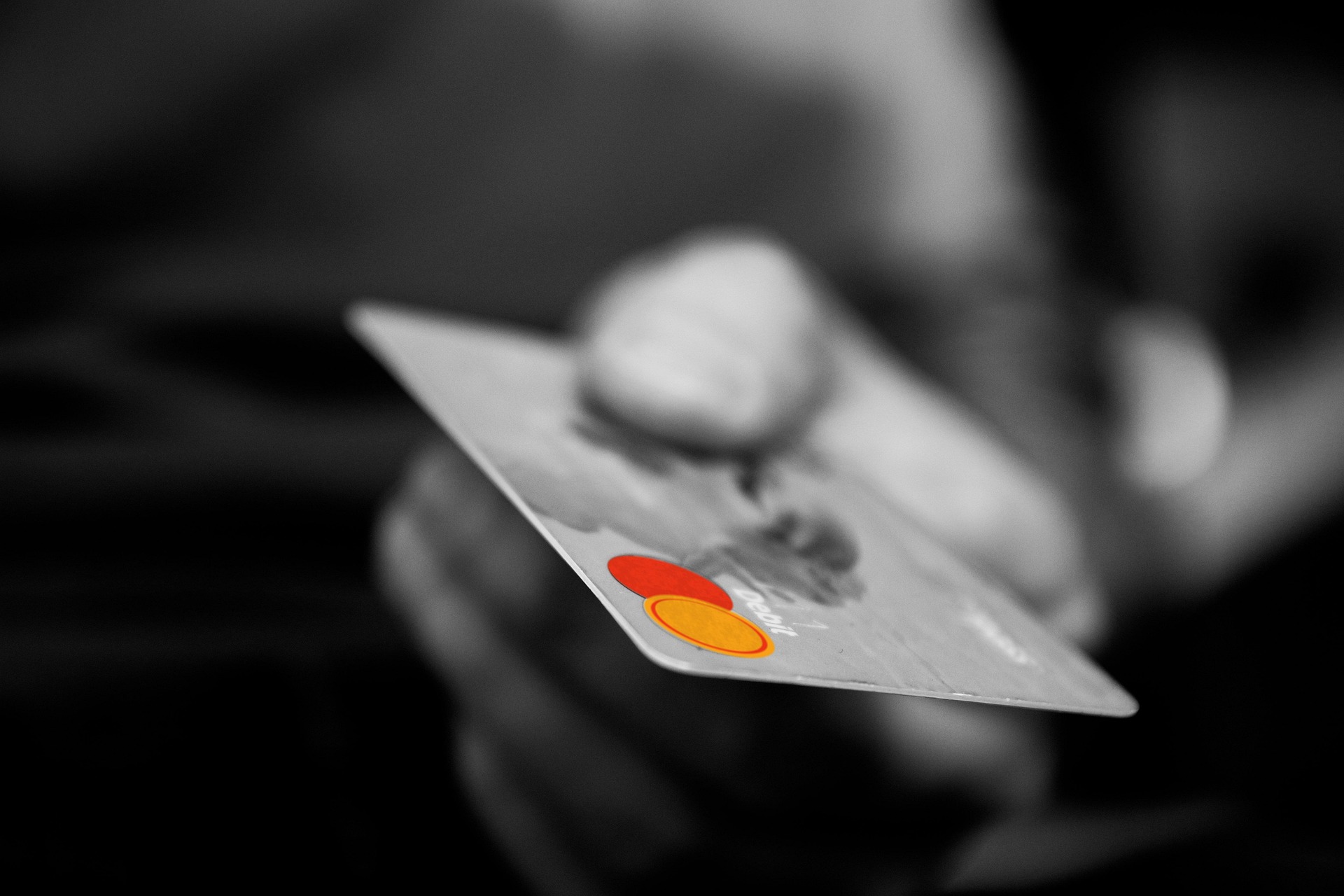 クレジットカードで注文時決済を利用するデメリット