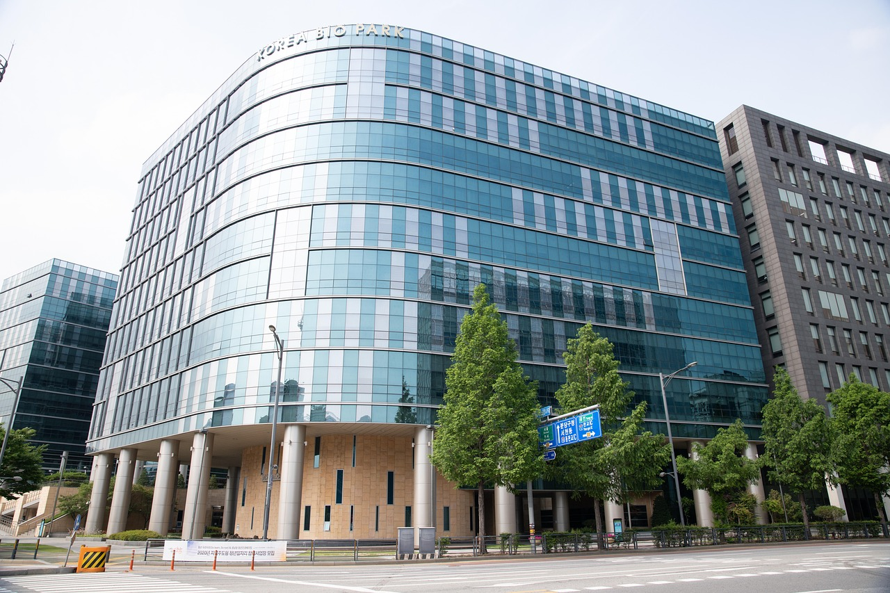 Zohoの導入をおすすめする企業